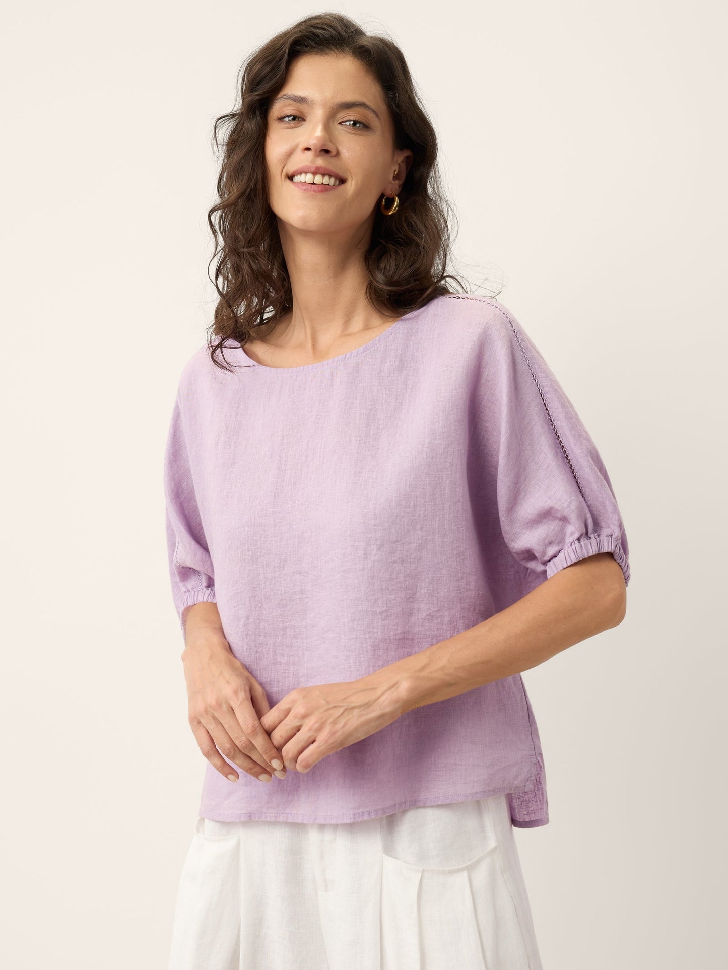 100% Linen Lace Inset Sculpted Cuff Top QUILLA