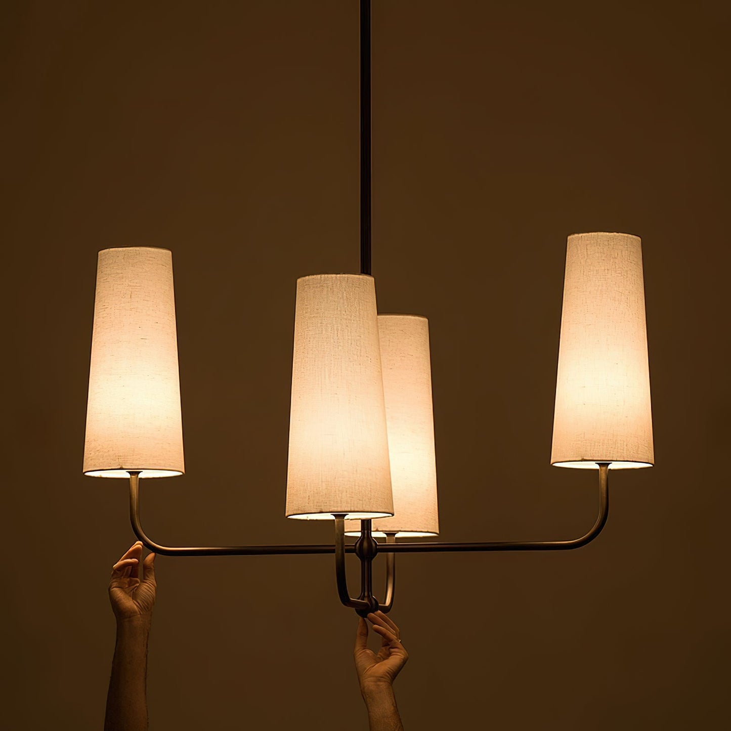 Bola Chandelier