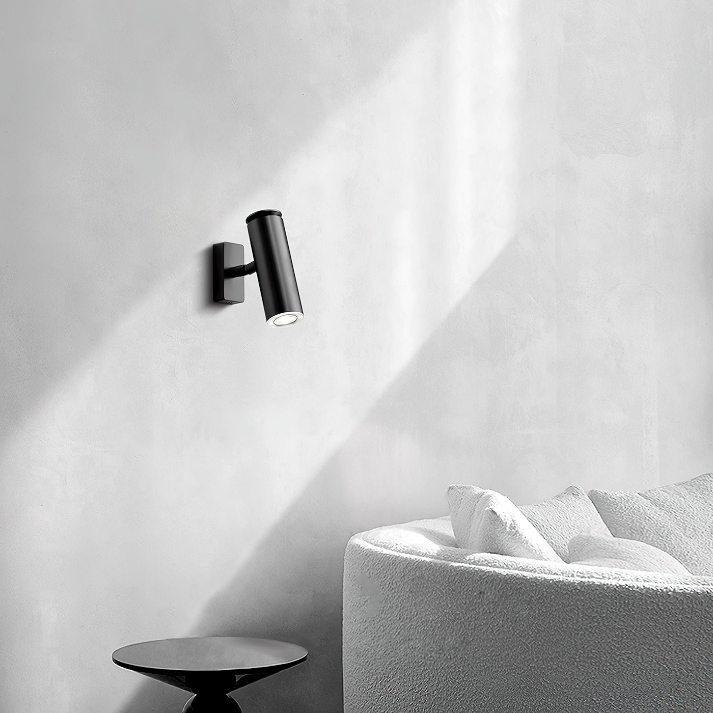 Champeaux Wall Lamp