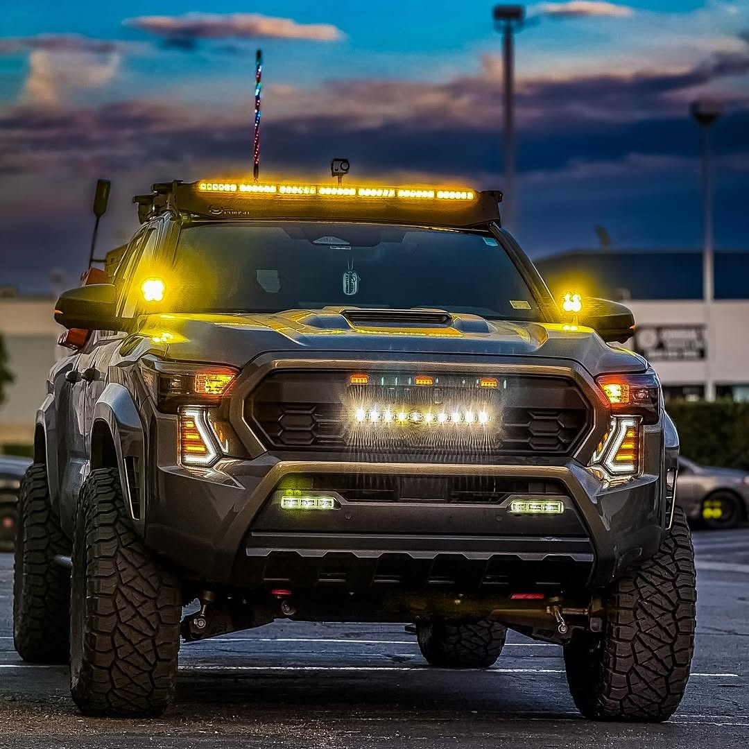 Aspire V2 Fang Lights for Tacoma (2024-2026)