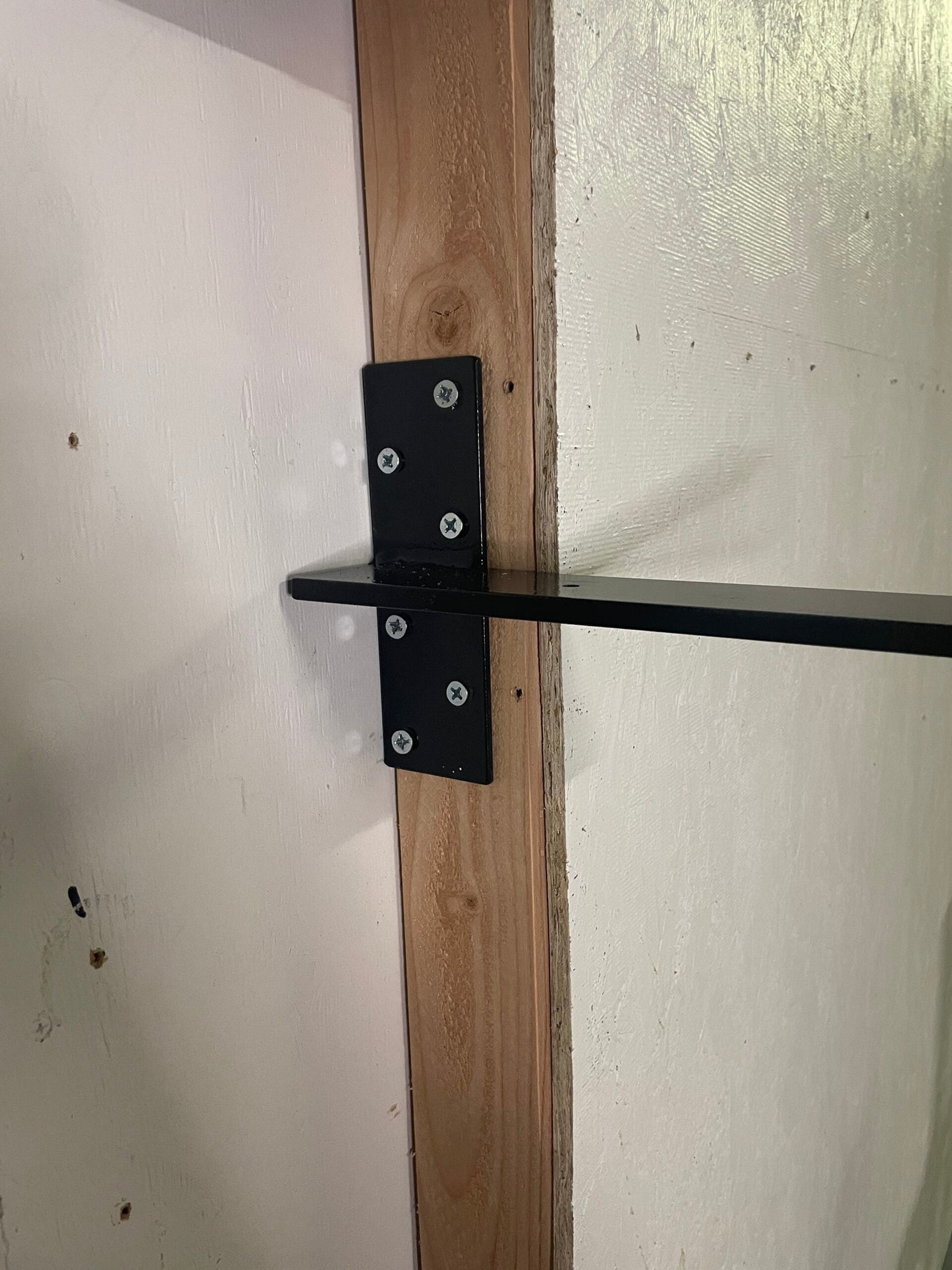 Heavy Duty Floating Shelf Bracket