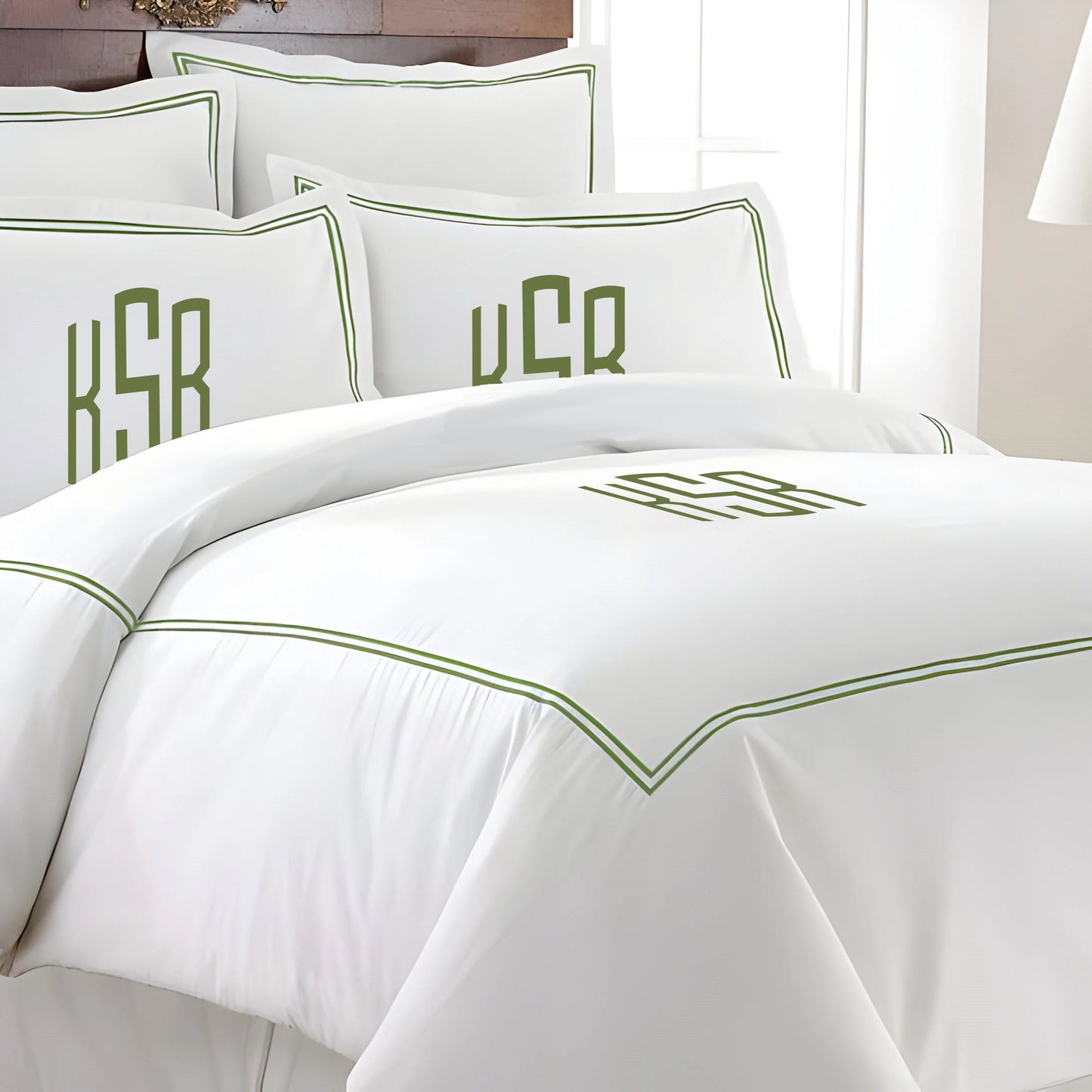 Monogram 400TC Cotton Double Embroidery Sateen Solid Duvet Cover Set